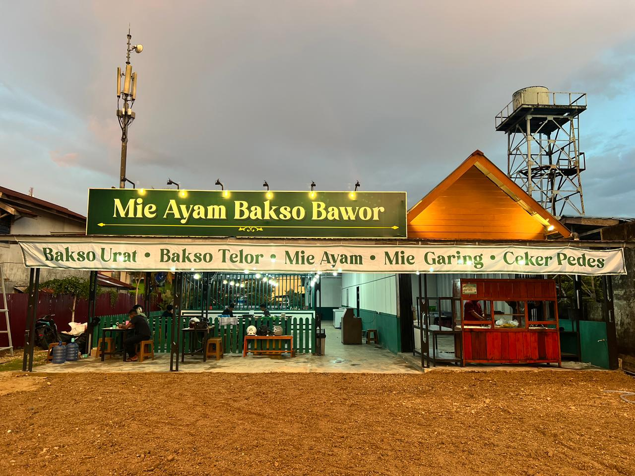 Mie Ayam Bakso Bawor
